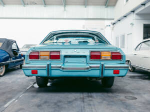 Image 13/102 of Ford Mustang II Ghia 170 (1976)