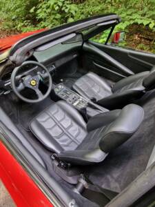 Image 13/82 of Ferrari 308 GTS Quattrovalvole (1983)
