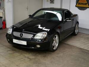 Image 5/28 of Mercedes-Benz SLK 230 Kompressor (2003)