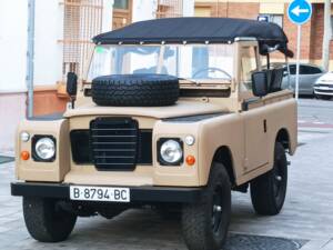 Bild 23/27 von Land Rover 88 (1978)