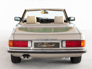 Image 8/47 of Mercedes-Benz 560 SL (1987)