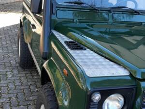 Image 21/34 of Land Rover Defender 90 Td5 (2000)