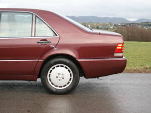 Imagen 41/69 de Mercedes-Benz 500 SE (1992)