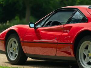 Image 22/50 of Ferrari 208 GTB Turbo (1987)