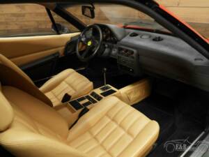 Image 14/19 de Ferrari 328 GTB (1988)