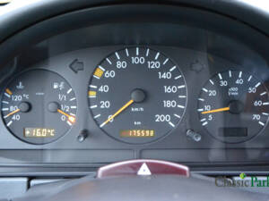 Imagen 35/50 de Mercedes-Benz ML 230 (1998)