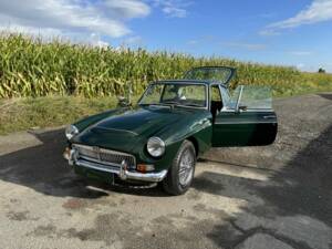 Imagen 10/50 de MG MGC GT (1969)