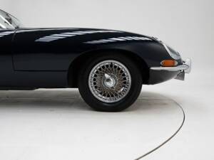 Image 10/15 de Jaguar Type E 4.2 (1966)