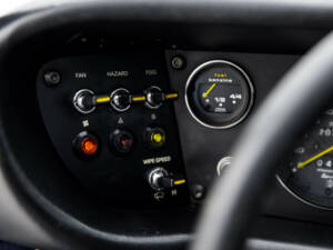 Imagen 36/47 de Ferrari Dino 208 GT4 (1977)