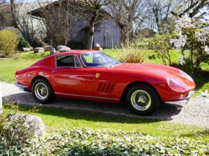 Image 39/52 of Ferrari 275 GTB (1965)