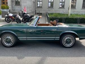 Image 22/69 de Mercedes-Benz 280 SL (1971)