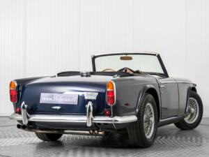 Image 39/50 de Triumph TR 250 (1968)