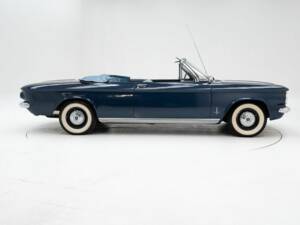 Image 6/15 of Chevrolet Corvair Monza Convertible (1964)