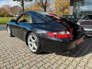 Bild 3/20 von Porsche 911 Carrera (2005)