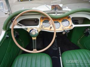 Image 43/70 of MG TF 1500 (1955)