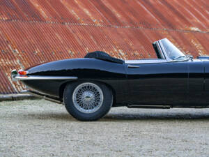 Bild 13/35 von Jaguar E-Type 4.2 (1967)