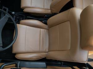 Image 38/50 of Volkswagen Golf I Cabrio GLi 1.8 (1983)