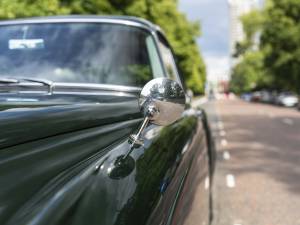 Image 8/28 of Bentley S 2 Continental (1961)