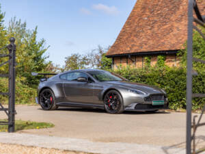 Imagen 28/66 de Aston Martin Vantage GT8 (2017)