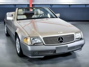 Imagen 4/7 de Mercedes-Benz SL 500 (1995)