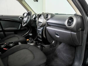 Image 12/50 of Mini One Countryman (2011)