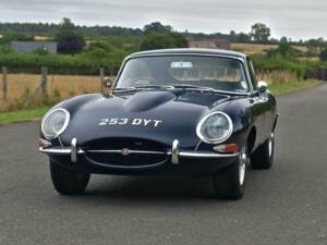 Afbeelding 2/50 van Jaguar E-Type 3.8 (1962)