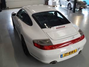 Image 49/50 of Porsche 911 Carrera 4S (2002)
