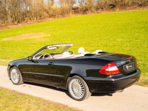 Imagen 13/77 de Mercedes-Benz CLK 280 (2008)