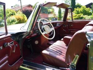 Bild 2/13 von Mercedes-Benz 280 SE (1971)