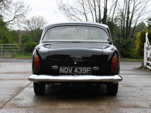 Image 7/40 of Bristol 410 (1968)