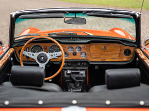 Imagen 51/75 de Triumph TR 6 (1973)