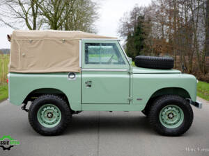 Bild 27/72 von Land Rover 88 (1966)