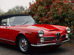Bild 56/65 von Alfa Romeo 2600 Spider (1966)