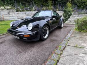 Image 2/14 of Porsche 911 Turbo 3.3 (1985)