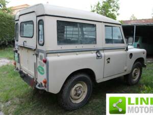 Image 4/10 of Land Rover 88 (1984)