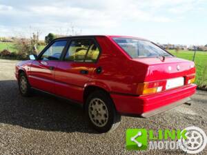 Bild 7/10 von Alfa Romeo 33 - 1.5 QV (1985)