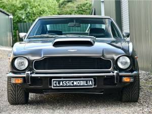 Immagine 5/14 di Aston Martin V8 (1979)