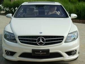 Immagine 10/50 di Mercedes-Benz CL 63 AMG (2009)