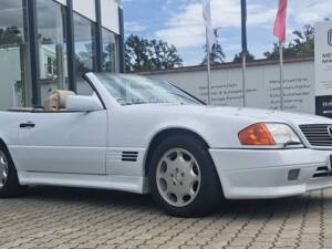 Imagen 1/20 de Mercedes-Benz 300 SL (1993)