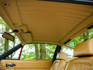 Image 13/80 of Ferrari 365 GTC&#x2F;4 (1972)