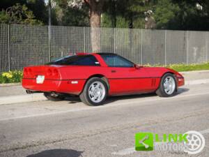 Image 2/10 of Chevrolet Corvette Convertible (1995)
