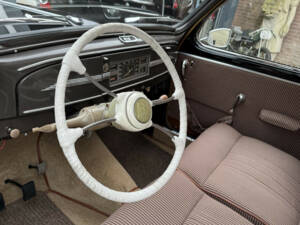 Image 12/22 of Peugeot 203 (1952)