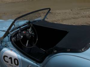 Image 13/42 of Triumph TR 3A (1960)