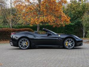 Immagine 2/36 di Ferrari California (2012)