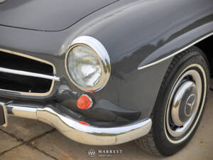 Image 13/59 of Mercedes-Benz 190 SL (1958)