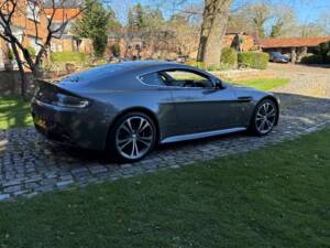 Afbeelding 19/49 van Aston Martin V12 Vantage (2009)