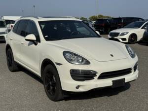 Bild 5/61 von Porsche Cayenne S (2010)