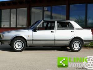 Afbeelding 8/10 van Alfa Romeo Giulietta 2.0 (1982)