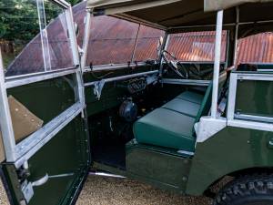 Image 21/42 of Land Rover 80 (1951)