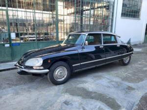 Image 3/41 of Citroën DS 23 Pallas IE (1973)